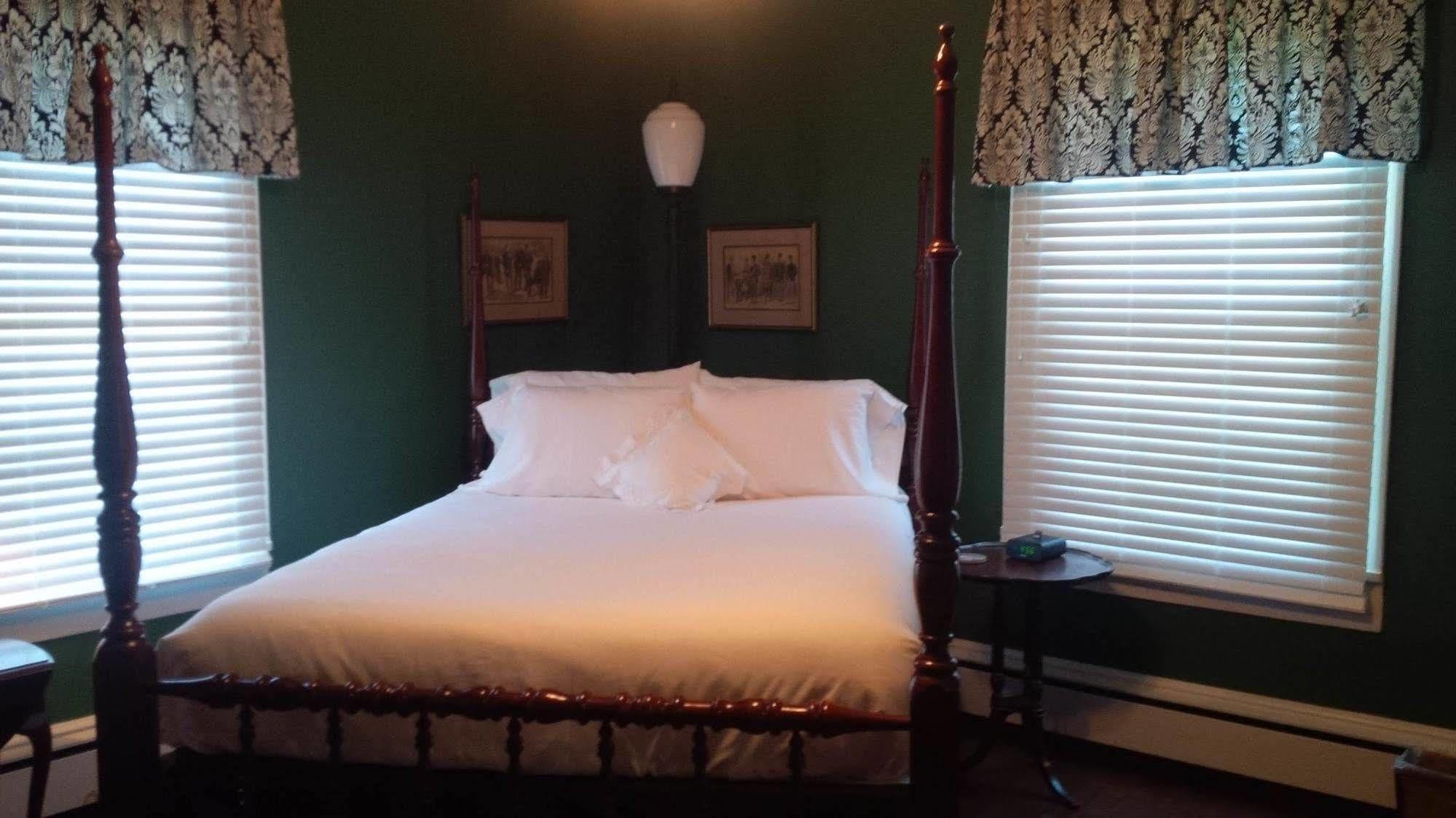 The Ashford Inn Clinton المظهر الخارجي الصورة